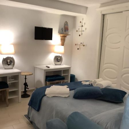 Tinnyhouse نابولي المظهر الخارجي الصورة