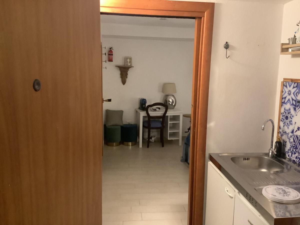 Tinnyhouse نابولي المظهر الخارجي الصورة