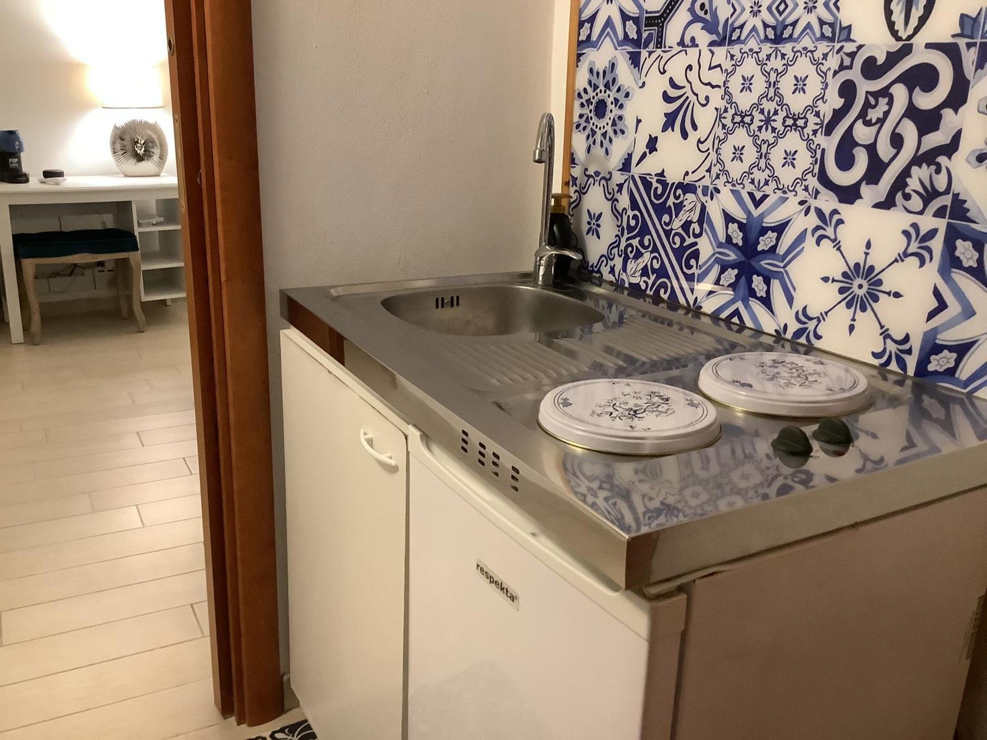 Tinnyhouse نابولي المظهر الخارجي الصورة